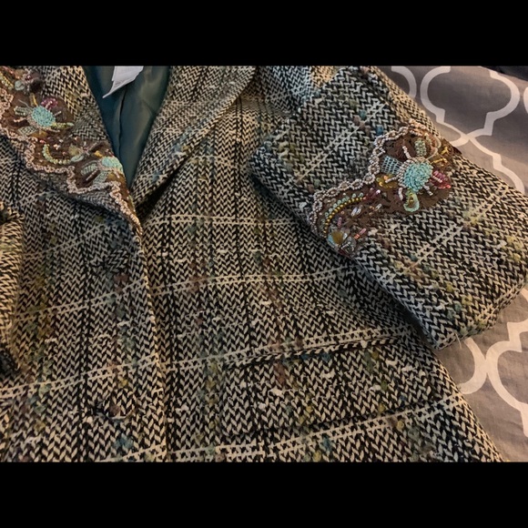 Paule Vasseur womens jacket with some bling - Picture 4 of 8